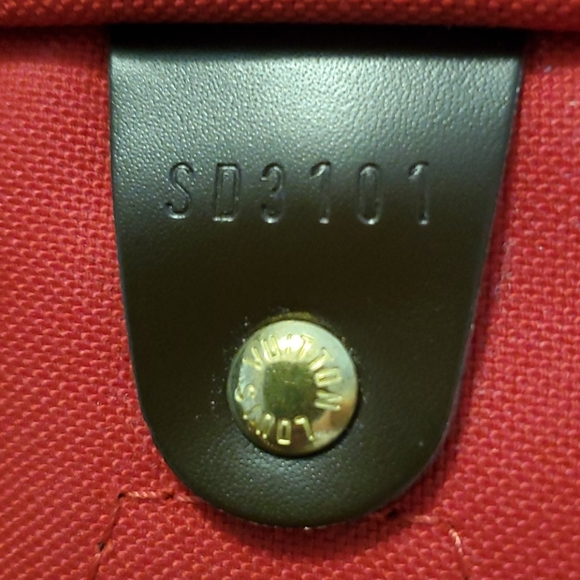 AUTHENTIC LOUIS VUITTON BAG - Picture 8 of 13